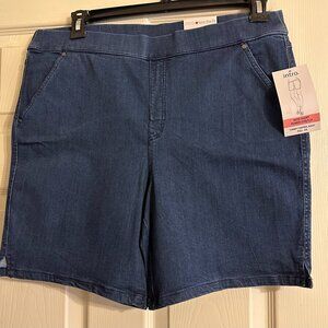 NWT Intro pull on shorts Denim. Size 14